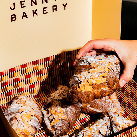 Box of 6 Almond Croissants
