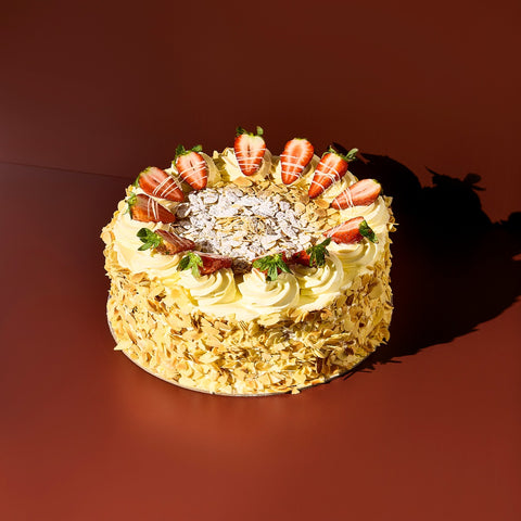Strawberry & Cream Torte